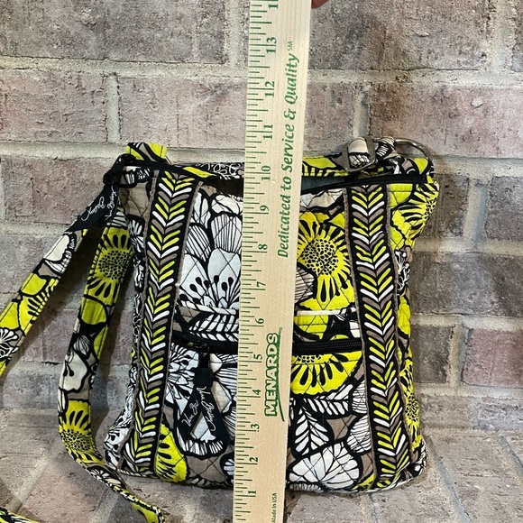 Vera Bradley - Picture 5 of 10